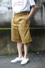 画像2: [DEADSTOCK] 90's ITALIAN ARMY gurkha shorts -cotton twill- (2)