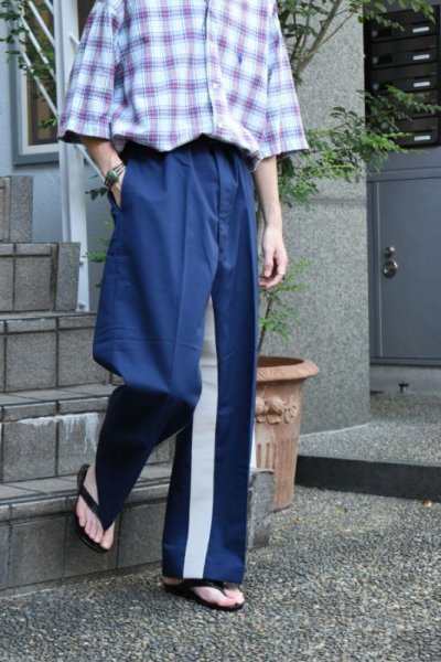 画像3: 〚TEXTURES〛 Inside Stripe Slacks - Navy × Reflector -