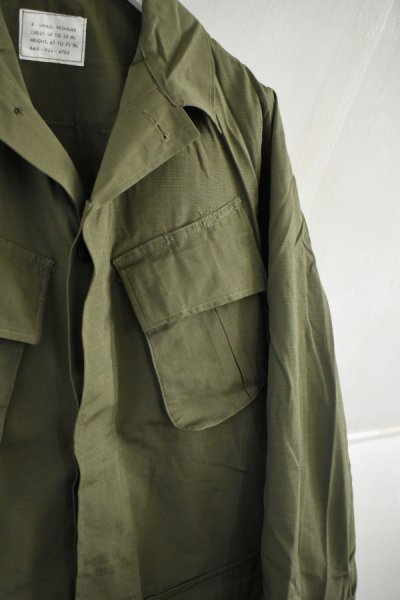 画像1: [DEADSTOCK] 70's US ARMY jungle fatigue jacket