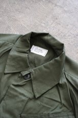 画像8: [DEADSTOCK] 70's US ARMY jungle fatigue jacket (8)