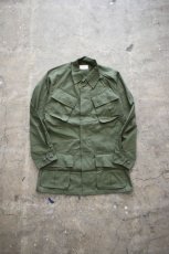 画像5: [DEADSTOCK] 70's US ARMY jungle fatigue jacket (5)