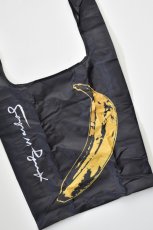 画像3: [NEW] Chronicle Books (クロニクルブックス) PACKABLE TOTE -ANDY WARHOL- [BANANA] (3)