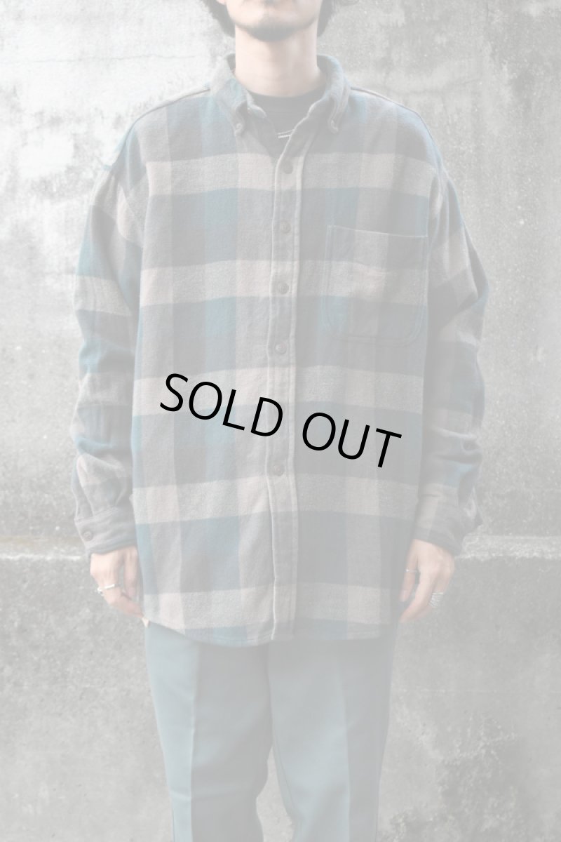 画像1: 90's ST JOHN'S BAY check flannel shirt (1)