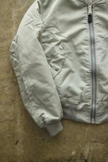 画像8: [DEADSTOCK] 90's CONCORD by ALPHA INDUSTRIES MA-1 flight jacket -SILVER/GRAY- (8)