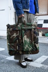 画像15: [DEADSTOCK] FIRE FORCE TACTICAL GEAR Aviator Flyers Helmet Bag -WOODLAND CAMO- (15)